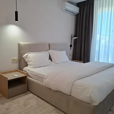 Golden Tower Apartament *