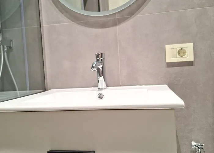 Golden Tower Apartman Tirana