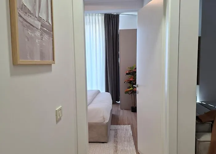 Golden Tower Appartement *