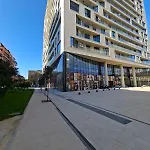 Golden Tower Apartment *