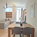 Apartment Golden Tower