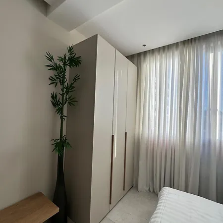 Golden Tower Appartement