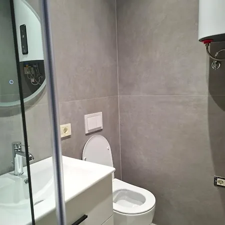 Golden Tower Apartamento Tirana