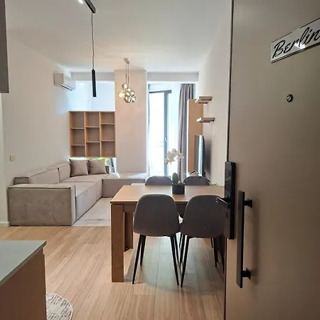 Golden Tower Apartamento Tirana