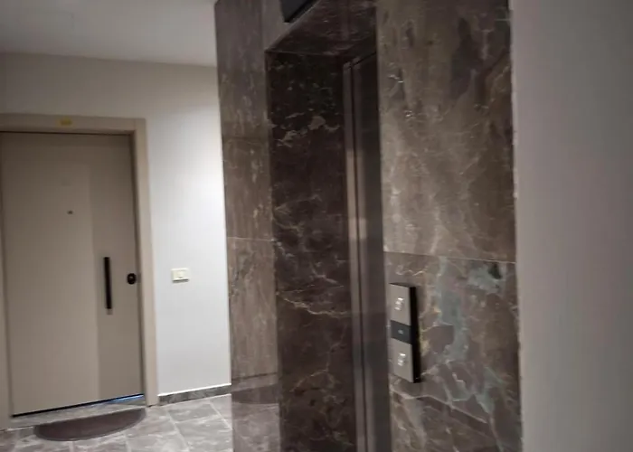 Golden Tower Apartment Tirana