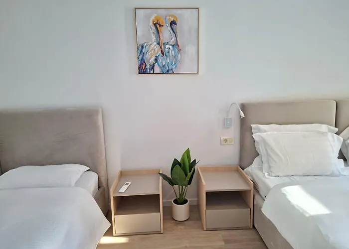 Golden Tower Apartment